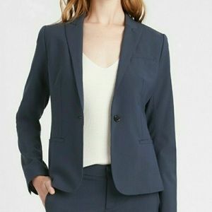 Banana Republic, navy suit blazer in Size 0.